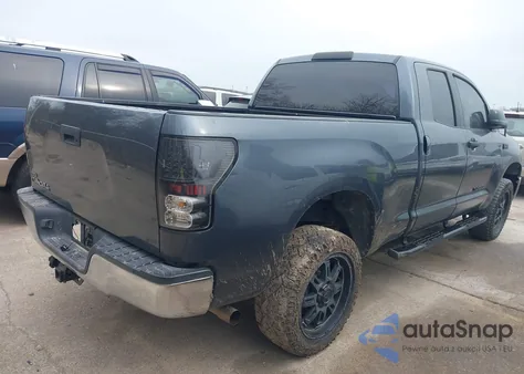 2010 Toyota Tundra Grade 5.7L V8 z USA, uszkodzony, nr VIN 5TFRY5F14AX080733